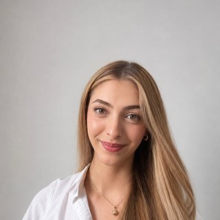 Portrait of Aili Alamdari